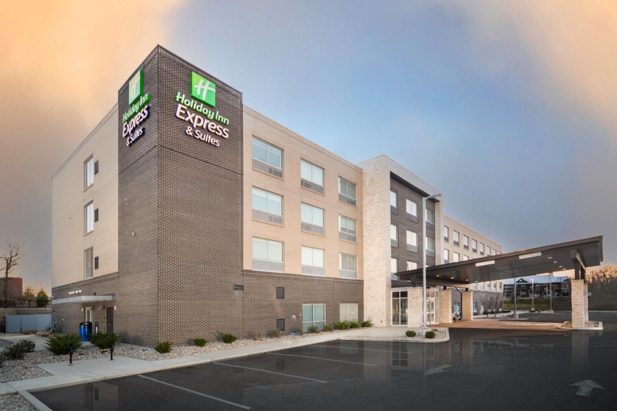 Holiday Inn Express & Suites - Florence - Cincinnati Airport By Ihg Buitenkant foto